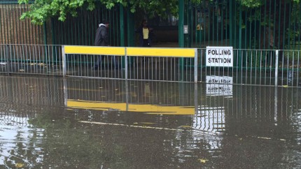 160623-flooded-polling-station